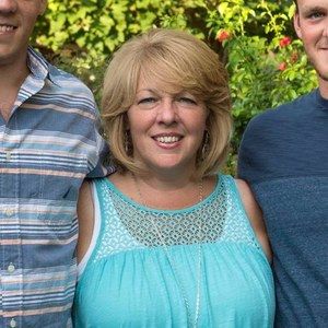 Meet your Posher, Gina